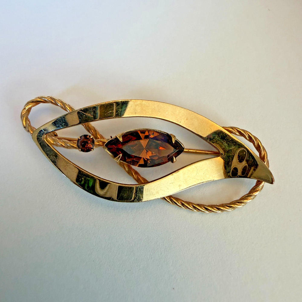 Vintage VAN DELL 1/20 12K GF Amber Gemstone Pin Brooch Signed Sterling Center
